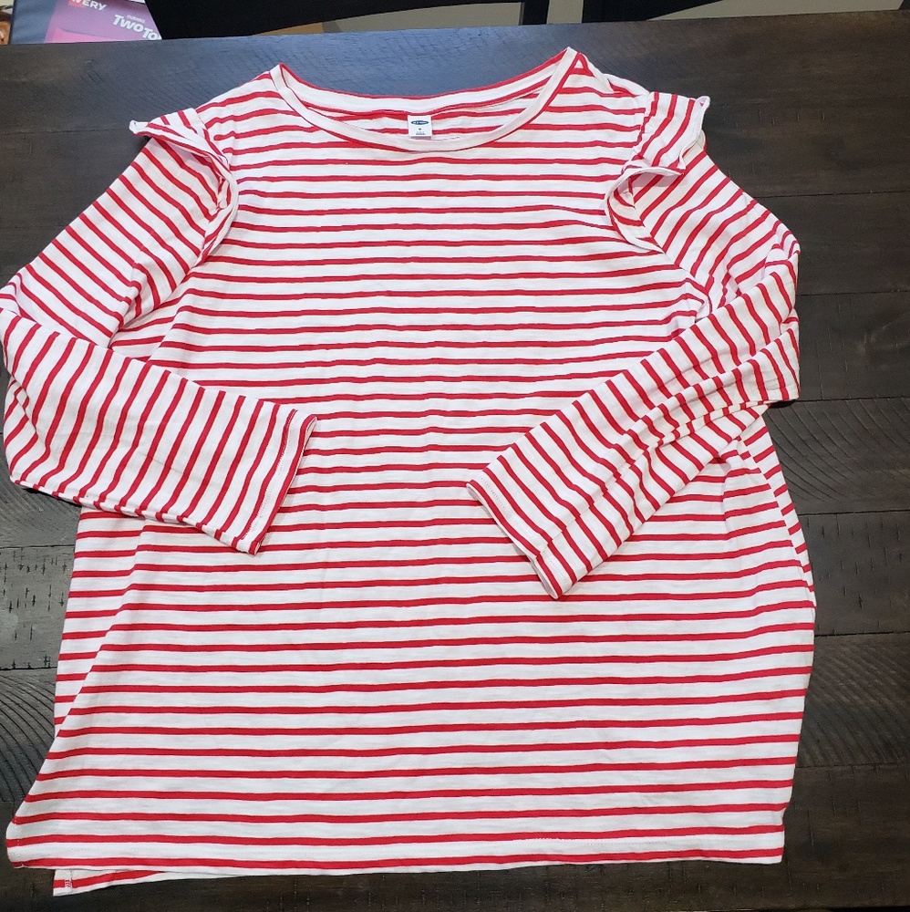 Old Navy top